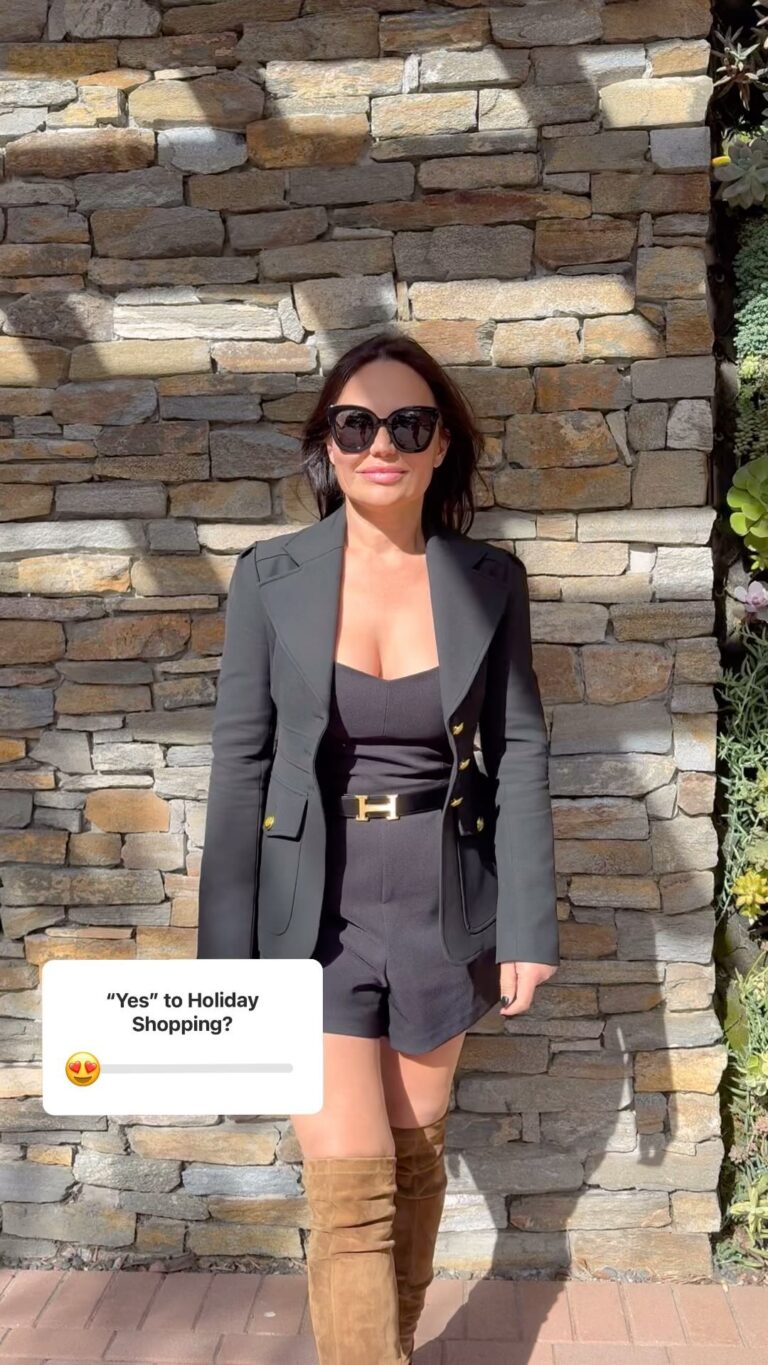 Instagram post from sunshoreluxuryhomes. This post is in position 3.